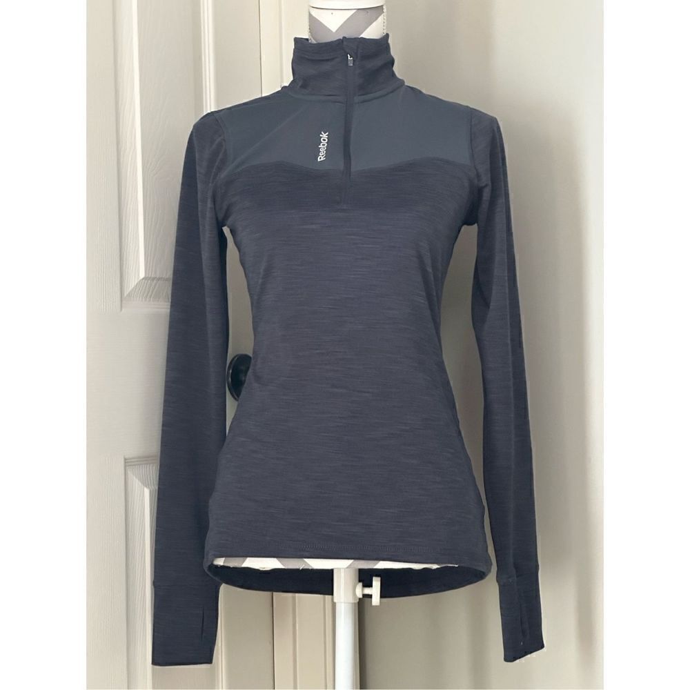 Ladies Reebok long sleeve fitted quarter zip